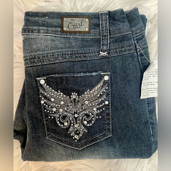 EARL Jeans Rhinestone Butterfly size 6 Waist 30 Inch Length 30 Inch NWT - Picture 10 of 10